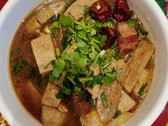 老家炖豆腐-闯关东东北农家菜(崂山石老人店)