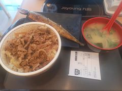 -食其家·牛丼咖喱(宜山路贝岭店)