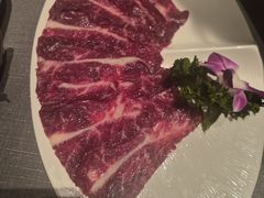 -左庭右院鲜牛肉火锅黑金店(陆家嘴中心店)