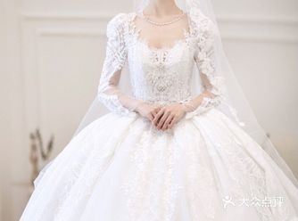 婚纱造型｜公主惊艳世纪的加冕战袍