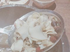 -蘑界·野生菌火锅(深业上城店)