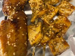 -烤满分·东北烧烤(首经贸店)