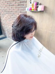 -韩国李知恩形象设计