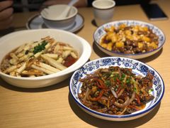 生爆鳝丝-兔爸私家小厨(新北万达店)