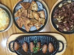 -老东镇啤酒屋海鲜加工·蒸汽海鲜·海鲜烧烤(台东店)