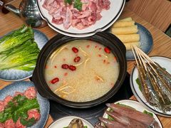 -荣基四海一家·家常菜·海鲜大排档(新安店)