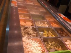 -尚品海鲜肥牛自助火锅(湖明店)