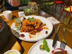 -小马哥融合菜(延安大街店)