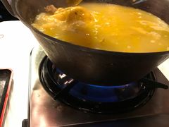 -鲜入围煮花胶鸡海鲜火锅