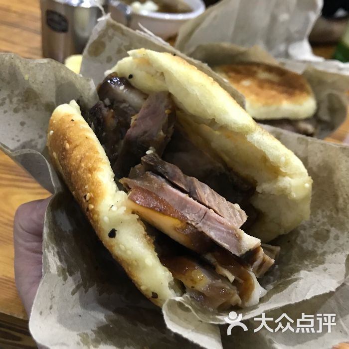 西海子西園燒餅夾肉圖片-北京小吃快餐-大眾點評網