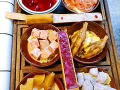 -卤校长重庆老火锅(南岗万达店)
