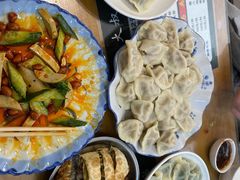 酸菜大肉饺子-东北熏肉大饼(大学南路店)