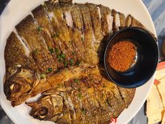 -肥肥虾庄·金牌油焖大虾(东湖欢乐谷店)