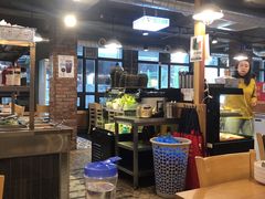 -江南猪肉商会无限续吃(弘大店)