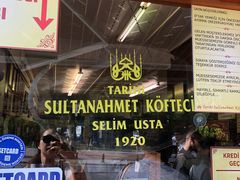 -Tarihi Sultanahmet Köftecisi Selim Usta