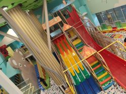 -meland亲子乐园·派对·研学(淄博万象汇店)