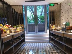-浅深(世茂滨江精品店)