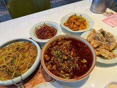 -红樱桃·欢乐餐厅(太原里店)
