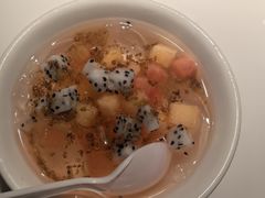 -江渔儿酸菜鱼(万科东荟城店)