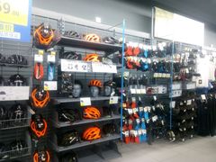 骑行帽-迪卡侬(高新万达店)