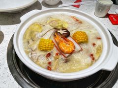 -三人行骨头王火锅(长寿店)