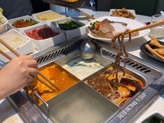 -海底捞火锅(威高广场店)