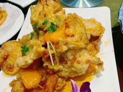 -红色根据地文化主题酒店(太湖街店)