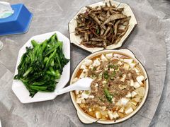 -银峰农庄·特色烧鸡·鲜无花果浸鸡