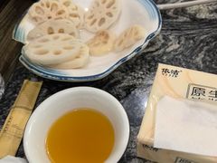 -乳仔牛牦牛汤锅 烤羊排(松潘古城店)