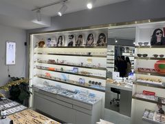-视野联行眼镜蔡司·依视路官方授权店(顺城店)