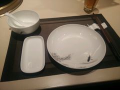 餐具摆盘-余欢领鲜火锅(新街口店)