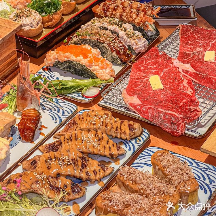 朋友们！成都终于也有油豆腐寿司了🍣好好吃