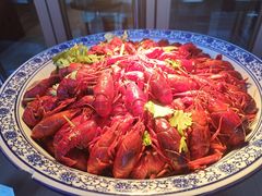 小龙虾-JW万豪厨房餐厅·滨海草坪烧烤·海鲜·海景(三亚绿发山海天JW万豪酒店)