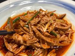 -铜锣湾·有麝自然香(渝北财富中心店)