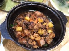 鲍鱼焖鸡-九大簋家宴(北京路店)