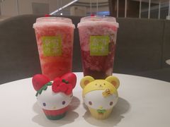 霸气冰淇淋草莓-奈雪的茶(市百一店)