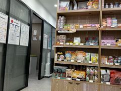 -四月宠物医院·猫专科·心脏专科·内科(转塘店)