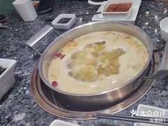 -一席地·本地鸡窝·杭帮鸡火锅(萧山银隆百货店)