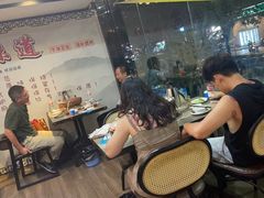 -东记炭炉·海鲜鸡煲(龙华店)