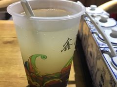 -鑫花溪牛肉米粉(人民广场店)