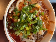 老北京爆肚粉-方砖厂69号炸酱面·烤鸭(前门鲜鱼口店)