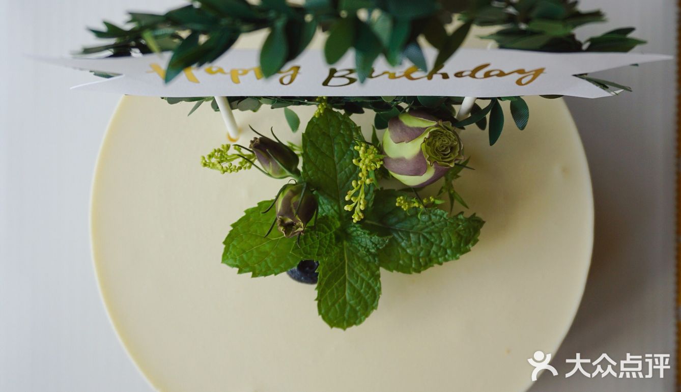 不用烤箱的慕斯蛋糕配方来咯