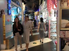 -南京时尚莱迪购物广场(正洪街店)