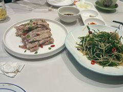 -民族手抓羊肉馆·滩羊手抓·烤全羊