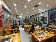 大堂-张记焖窑·十五年专注焖烤(雍和宫店)