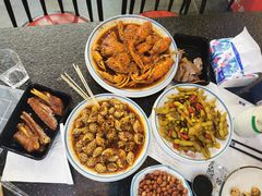 -三妹小龙虾·黄油蟹(华侨城总店)