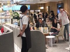 -奈雪的茶(湖滨银泰in77C区PRO店)