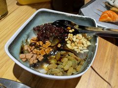 草粉冰粉-李杰一家三口·李串串·重庆火锅串串香(开发区万达金街店)