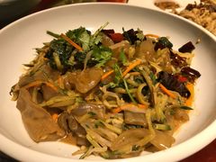 东北大拉皮-95号酱骨·一块豆腐(展春园西路店)