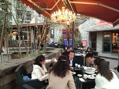 -铜锣湾·有麝自然香(重庆新天地店)